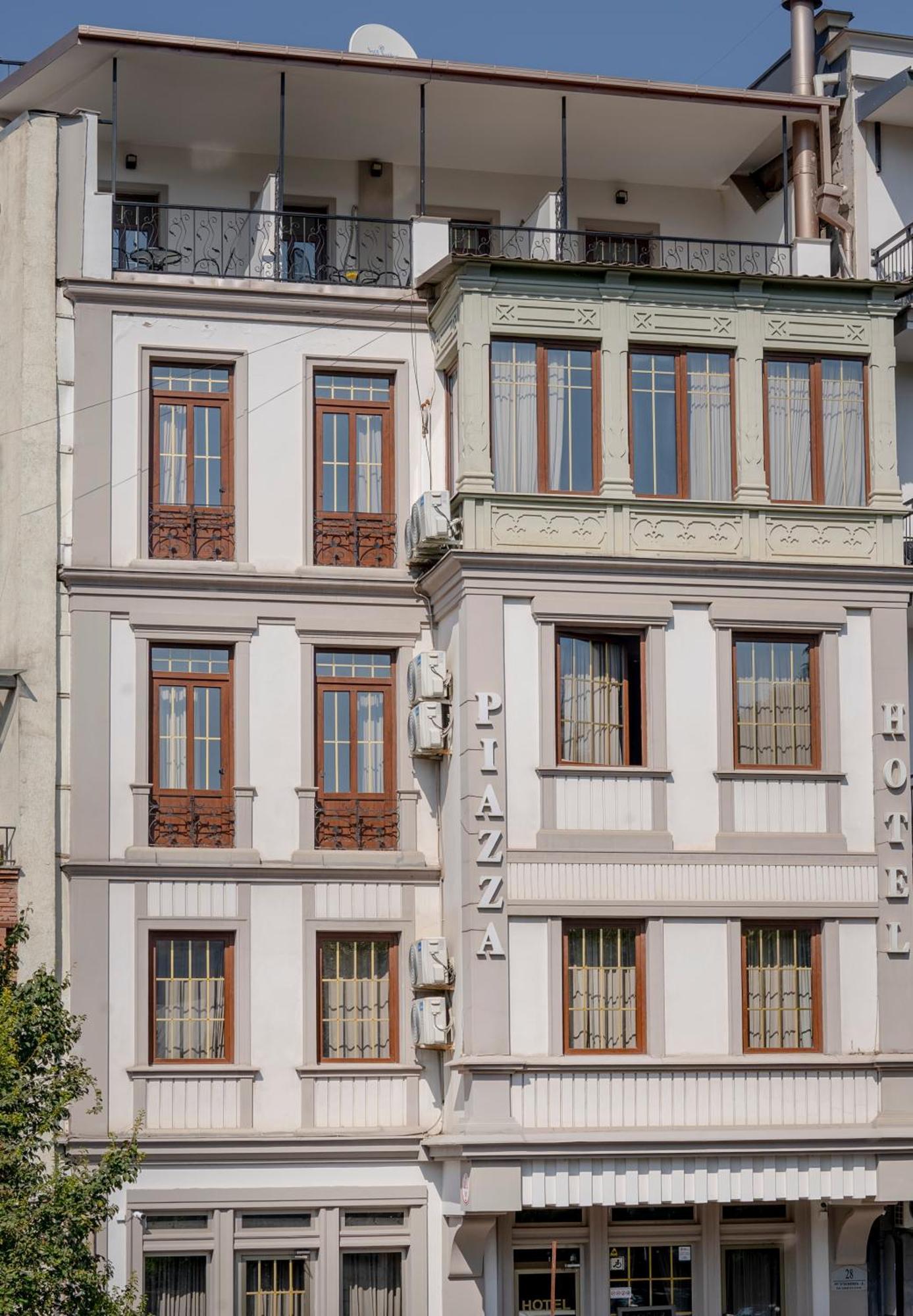 Hotel Piazza Tbilisi ภายนอก รูปภาพ