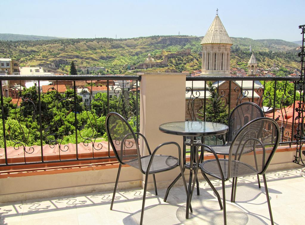 Hotel Piazza Tbilisi ภายนอก รูปภาพ